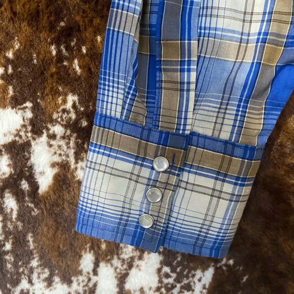 Vintage Wrangler Plaid Rework Crop - Picture 5 of 6